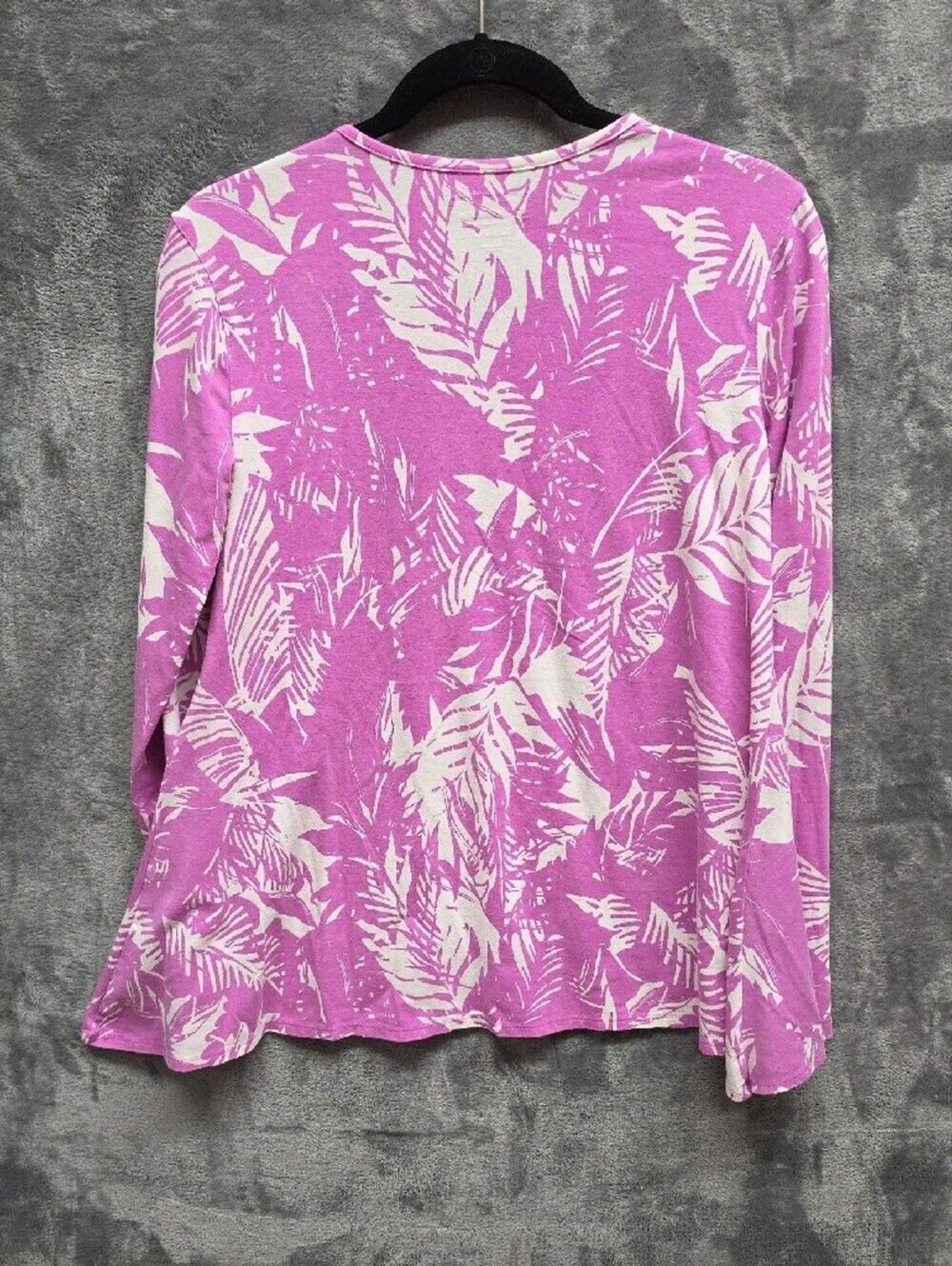Coolibar Lavender-Pink Tropical V-Neck Long Sleeve Sun Shirt sz Small - Picture 4 of 6